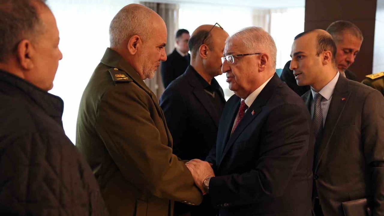 Libya askeri heyetinin aileleri ve yetkilileri naaşları almak üzere Ankara'ya geldi