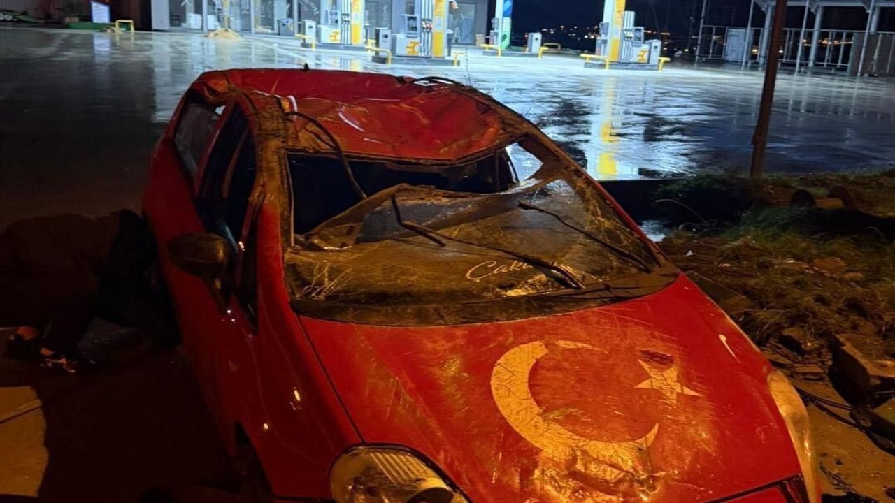 Lüleburgaz'da 39 TR 807 plakalı otomobil takla attı: 2 kişi hafif yaralandı