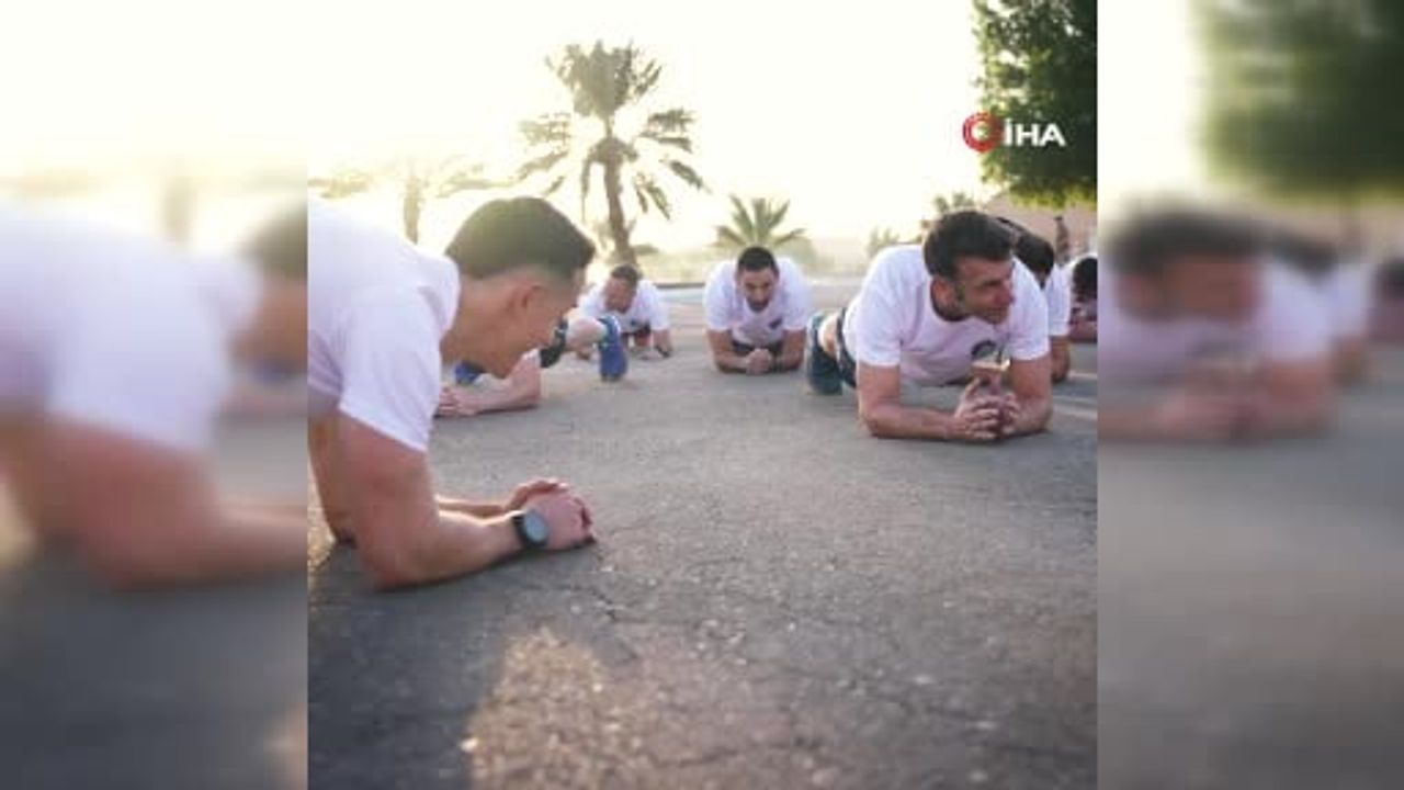 Macron, Abu Dabi’de konuşlu Fransız askerleriyle spor yaptı ve Noel yemeğine katıldı