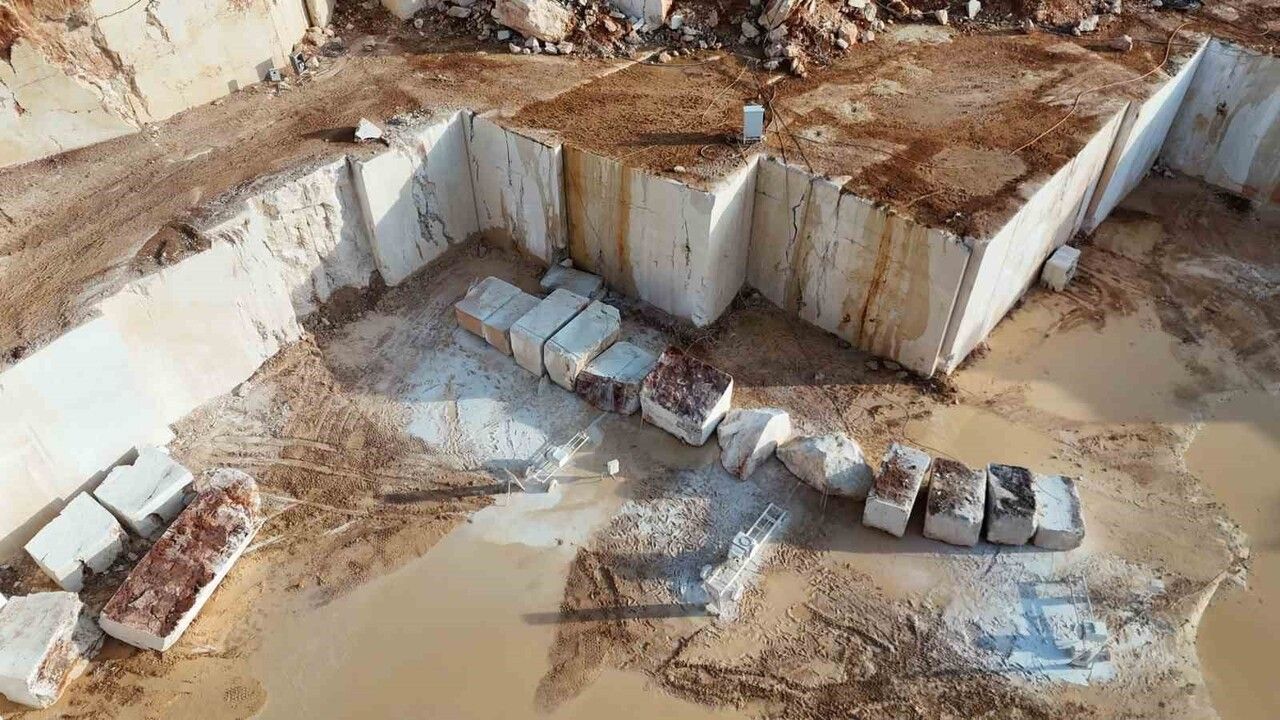 Malatya Akçadağ'dan Çin, Hindistan ve Mısır'a milyon dolarlık mermer ihracatı