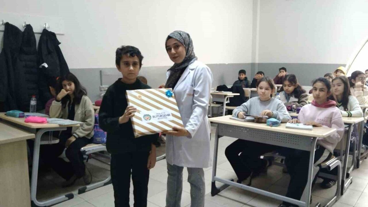 Malatya Büyükşehir Semt Konakları'nda bin 350 öğrencinin katıldığı deneme sınavı