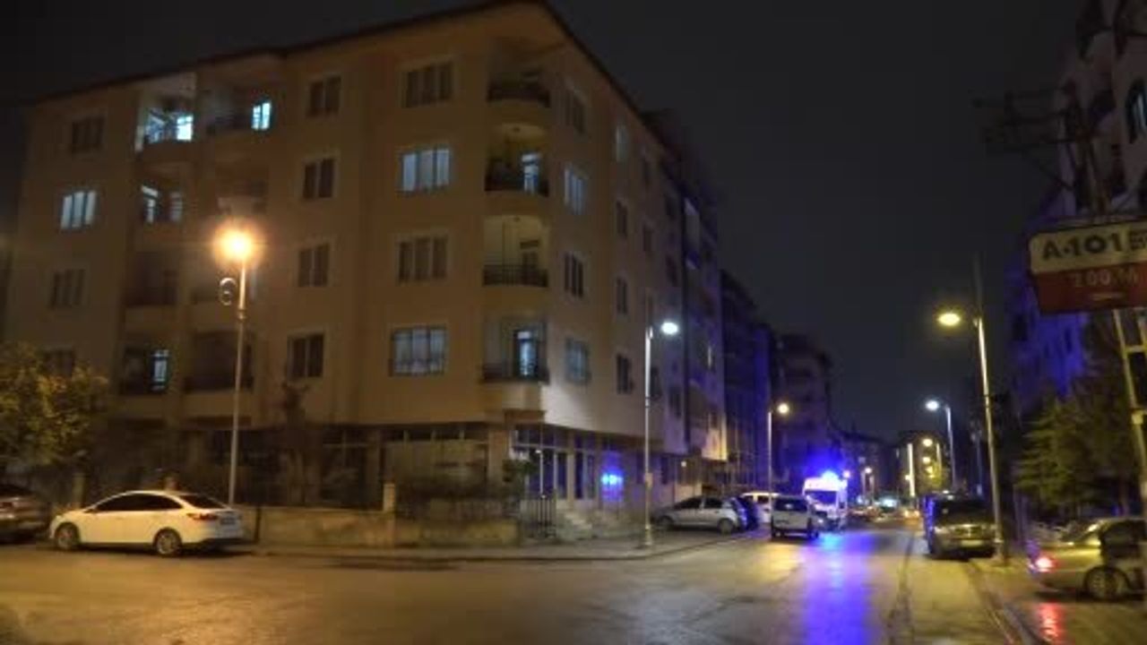 Malatya'da evinde kötü koku bildirilen adreste 63 yaşındaki Mevlüt Özdemir ölü bulundu