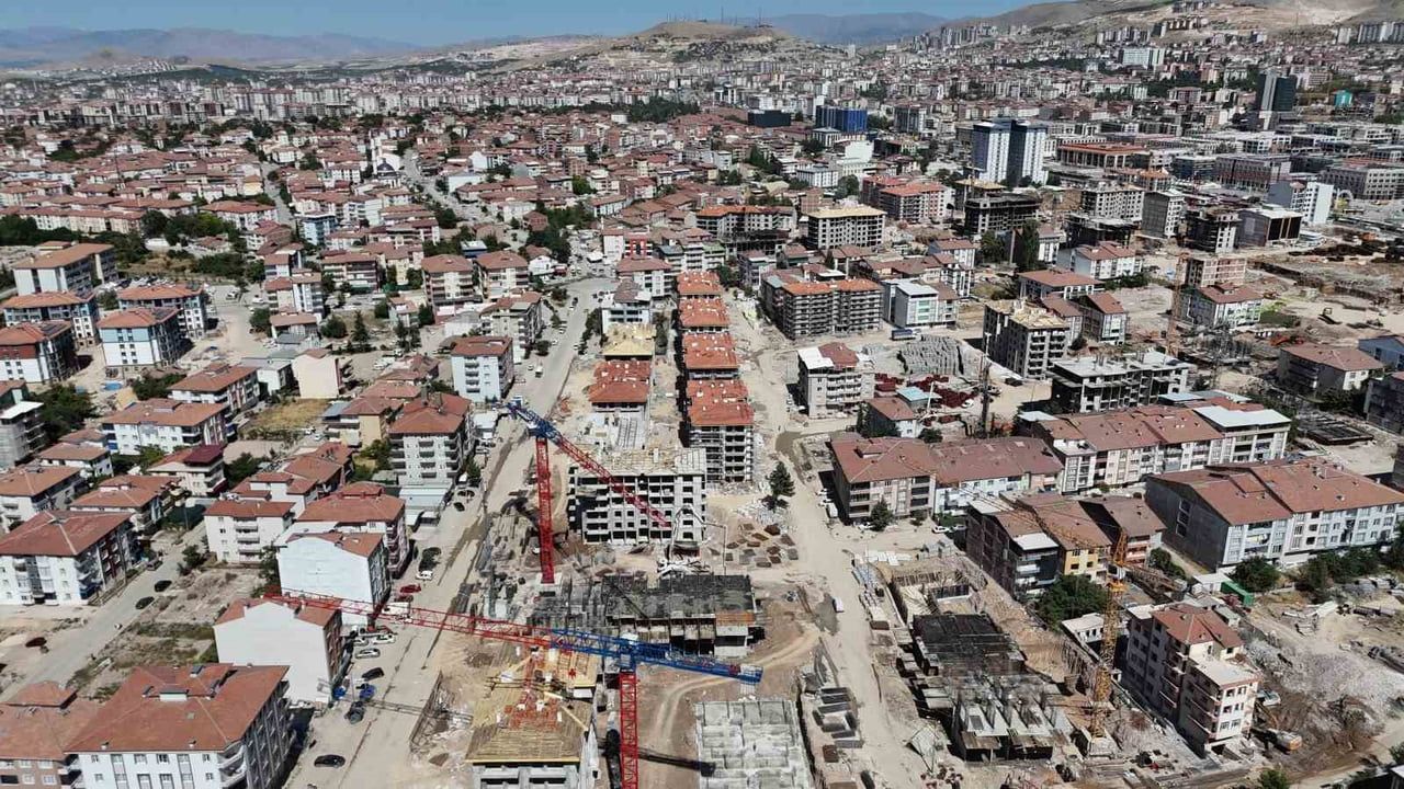 Malatya'da Gökkuşağı ve Bulut Apartmanları Davasında Müteahhide 15 Yıl Hapis Cezası