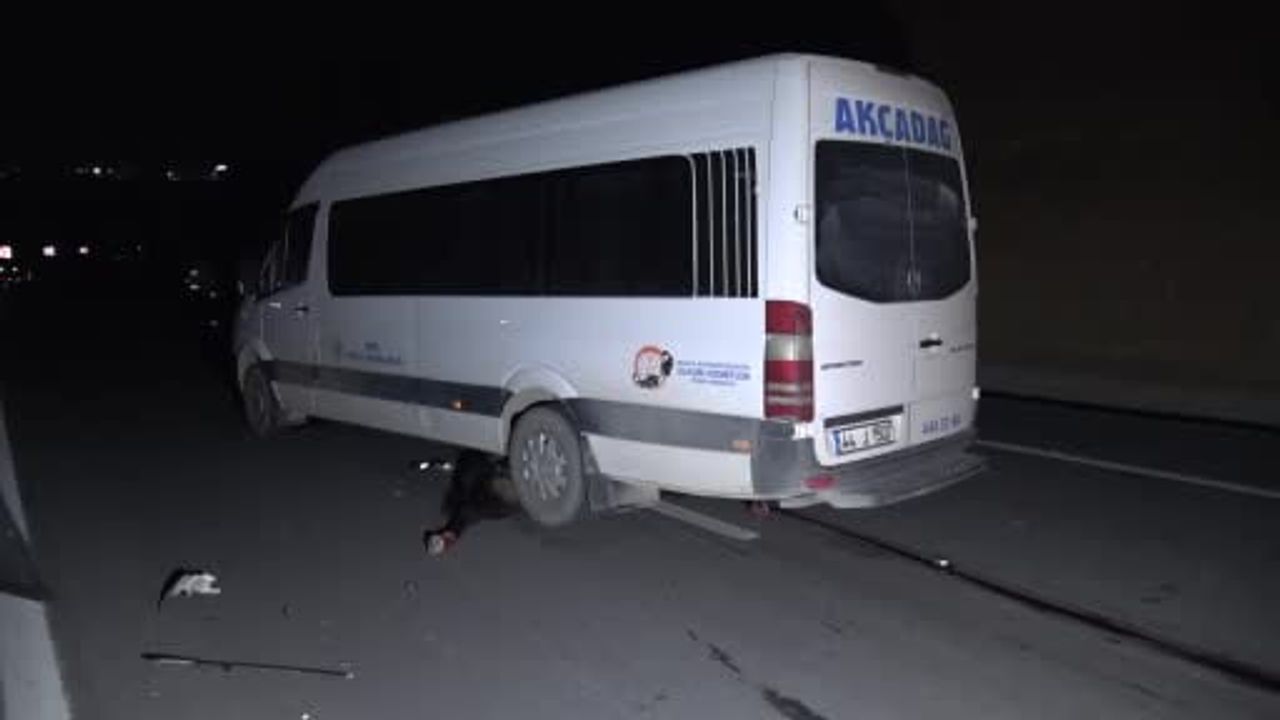 Malatya’da milyonluk tayların karayola çıkması: 3 araç hasarlı, 1 yaralı