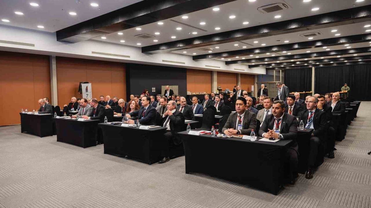 Malatya'dan 7. İnşaat Sektörü Çalıştayı: Müteahhitler Odası ve Belge Sınıflandırması Öne Çıktı