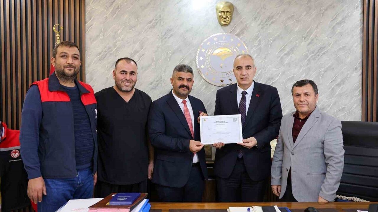 Malatya İli Damızlık Sığır Yetiştiricileri Birliği'ne Birinci Sınıf Sertifika — Yaklaşık 4 milyon 588 bin TL ek destek