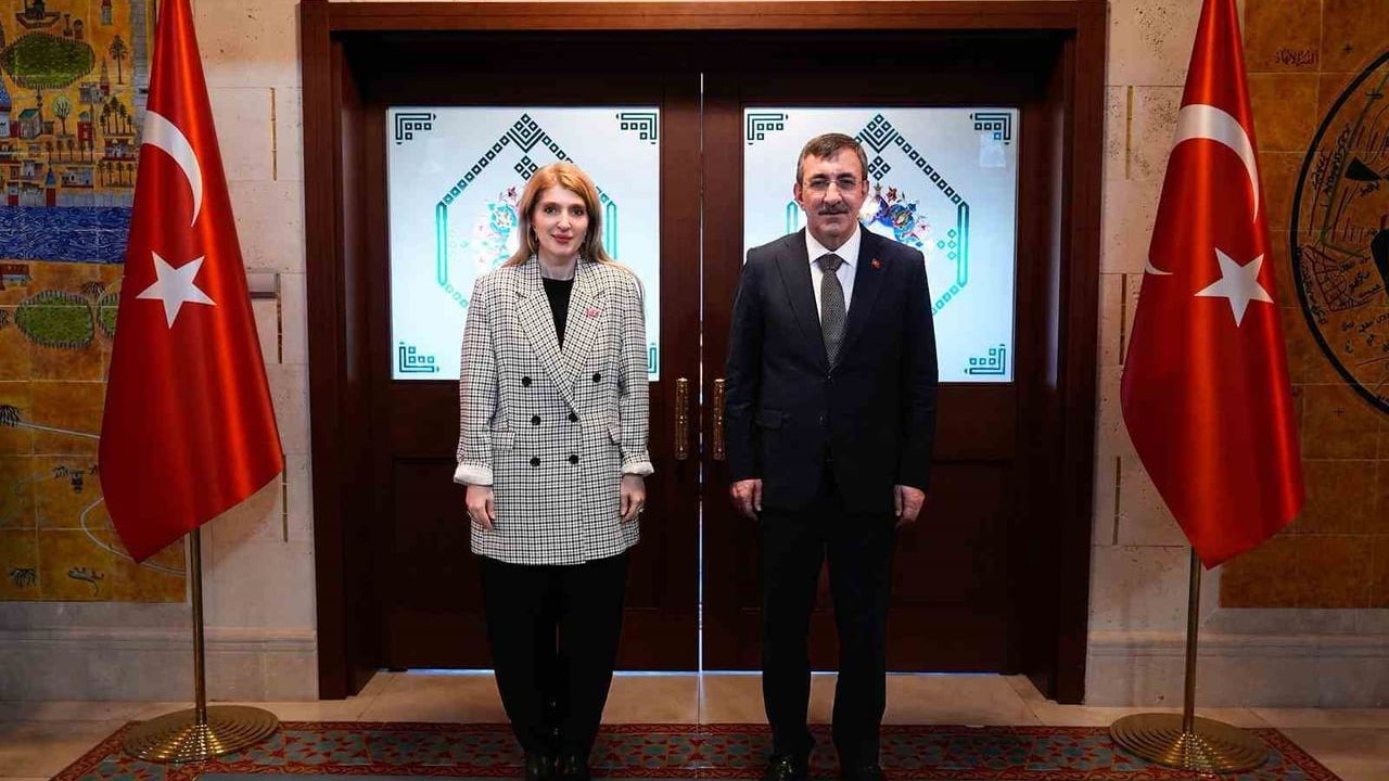 Malatya'nın Deprem Sonrası Yeniden Yapılanması İçin Ankara'da Kapsamlı Görüşme