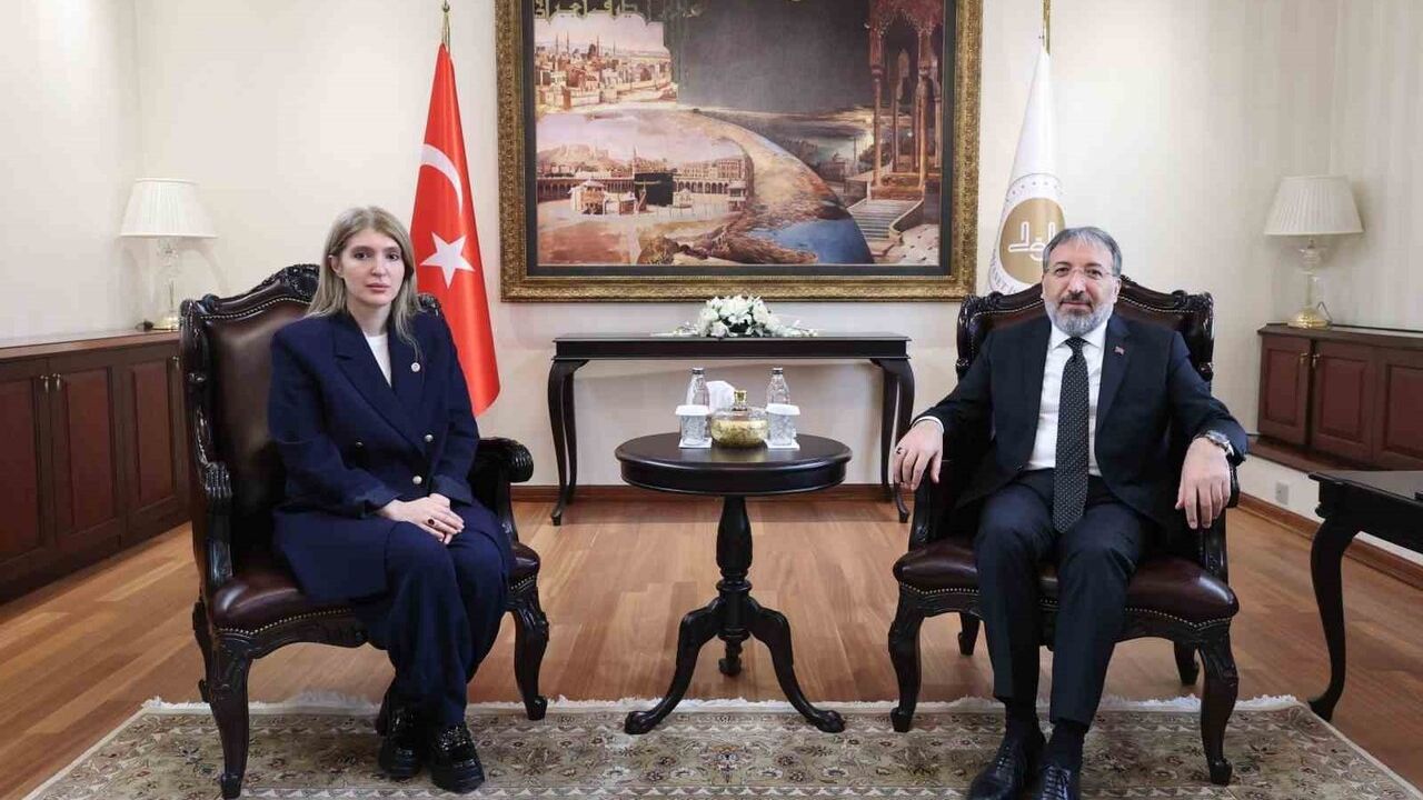 Malatya’nın manevi altyapısı güçlendiriliyor: Milletvekili Kara Ölmeztoprak ile Diyanet Başkanı Arpaguş görüşmesi