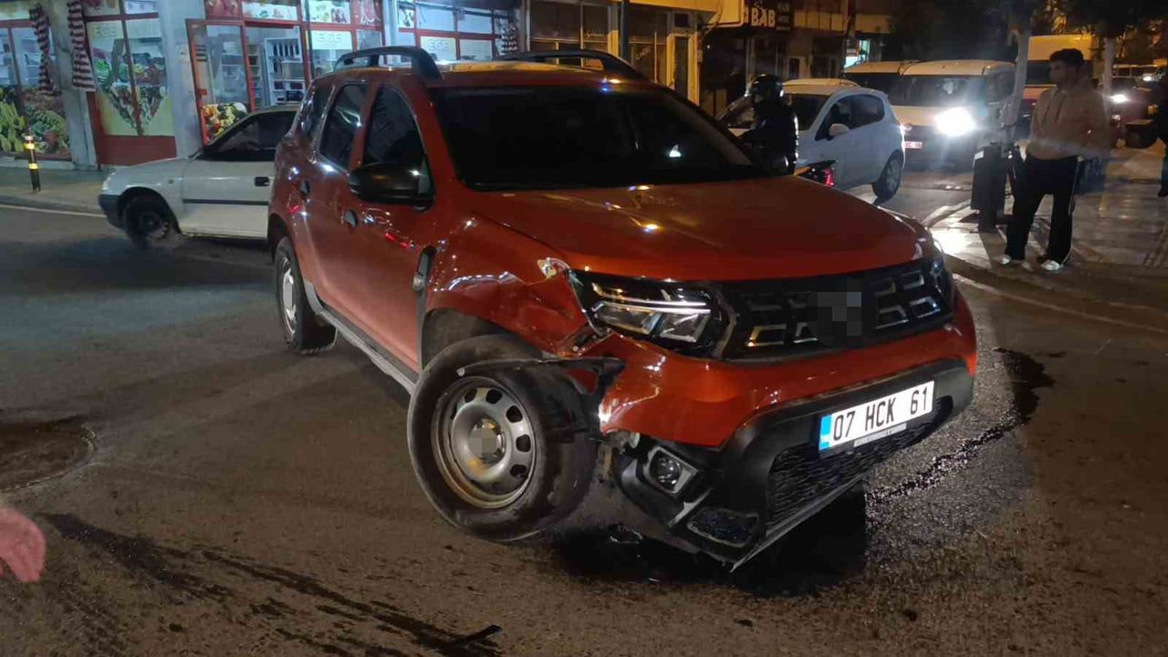 Manavgat'ta 'Dur' tabelasını ihmal eden aday sürücünün ehliyeti ikinci kez iptal edildi