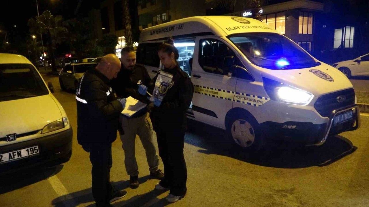 Manavgat'ta kaza sonrası çıkan tartışmada işletmeci pompalı tüfekle yaralandı