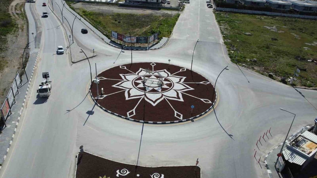 Manisa Büyükşehir: Kurakçıl peyzajla yıllık 70 bin ton su ve 17 milyon TL tasarruf