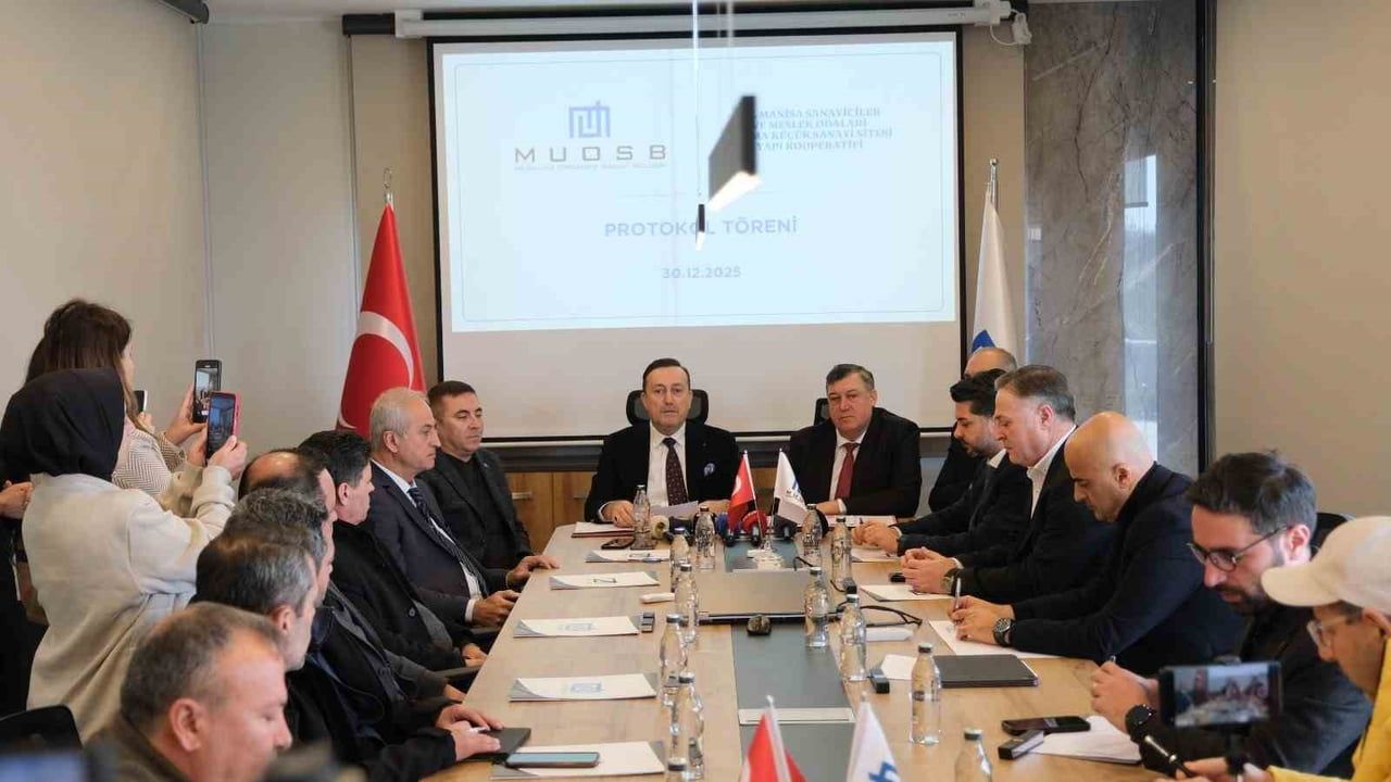 Manisa'da 430 Dükkânlı Karma Sanayi Sitesi İçin Protokol İmzalandı