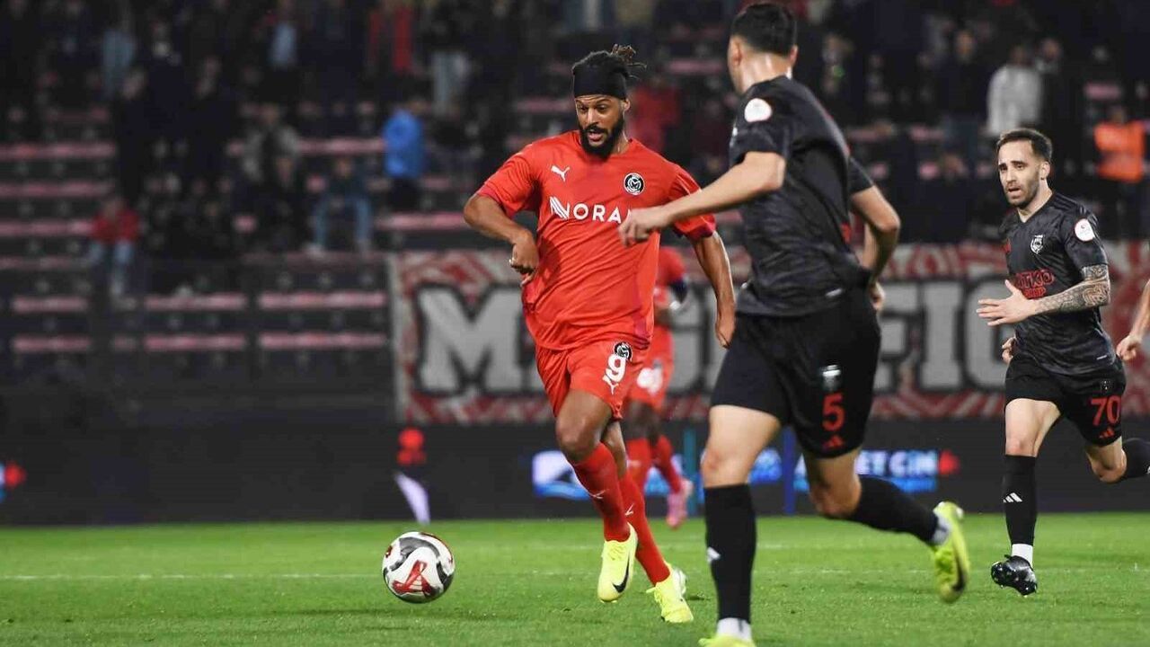 Manisa FK ve Somaspor haftayı puansız kapattı, iki takım da düşme potasında