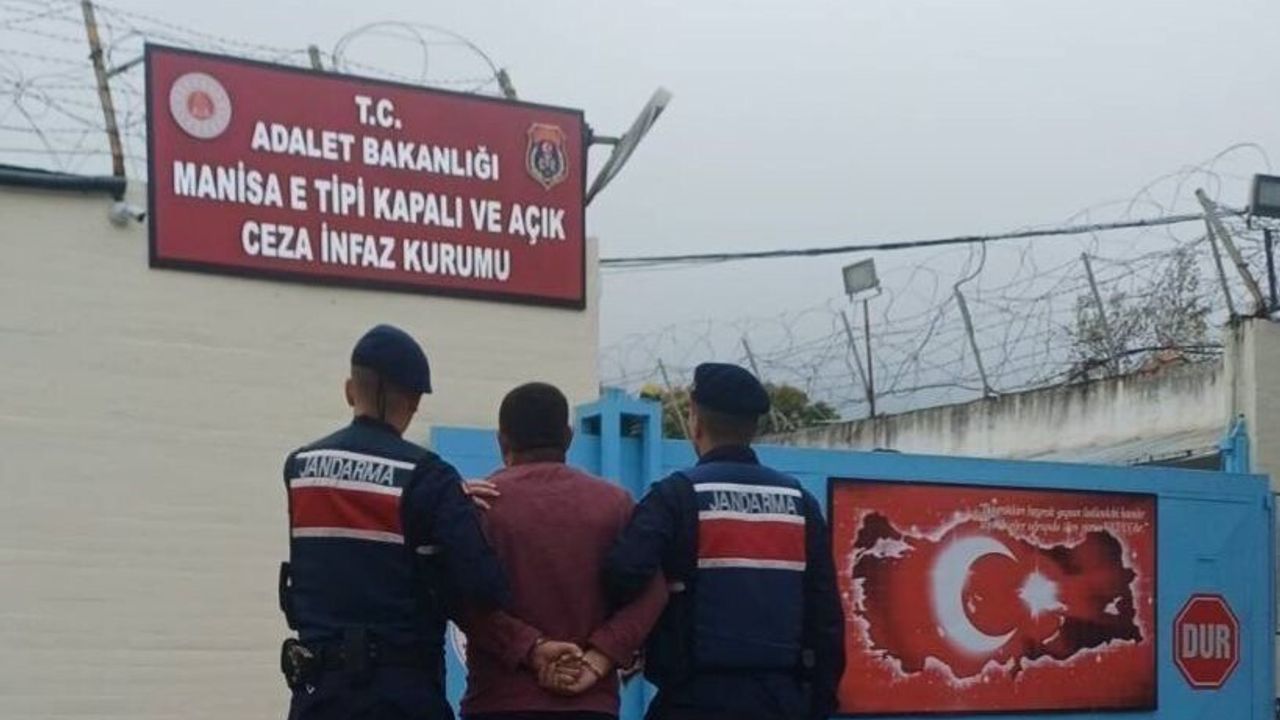 Manisa Jandarması, 51 yıl 6 ay 20 gün cezası bulunan hükümlüyü bağ evinde yakaladı