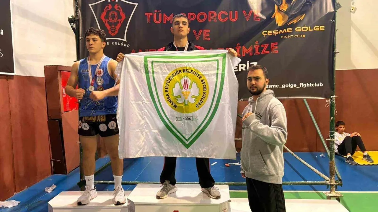 Manisa Muaythai Takımı İzmir'de 40 Madalya Kazandı