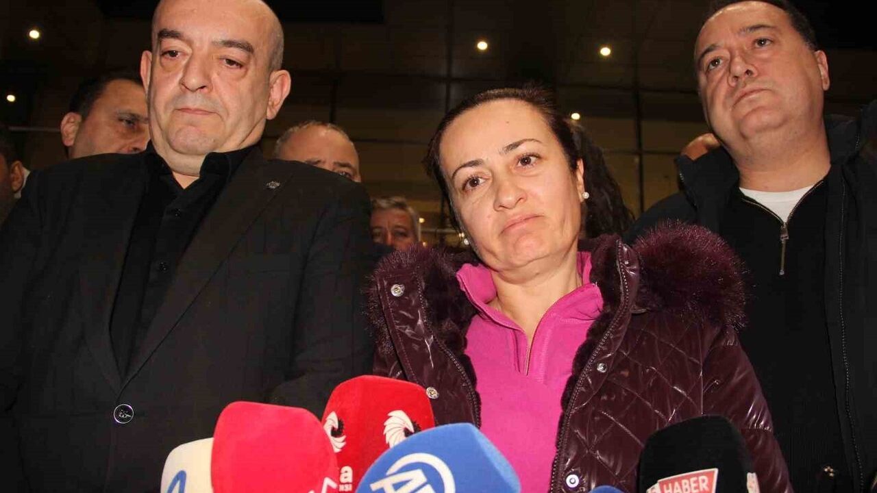 Manisa Şehzadeler Belediye Başkanı Gülşah Durbay hayatını kaybetti