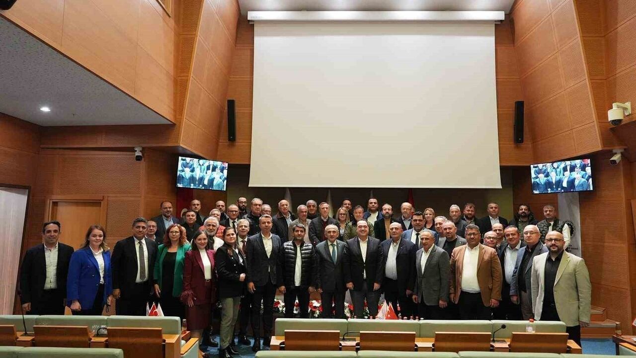 Manisa TSO'da istişare: Başkan Besim Dutlulu iş dünyasıyla kentin gündemini paylaştı
