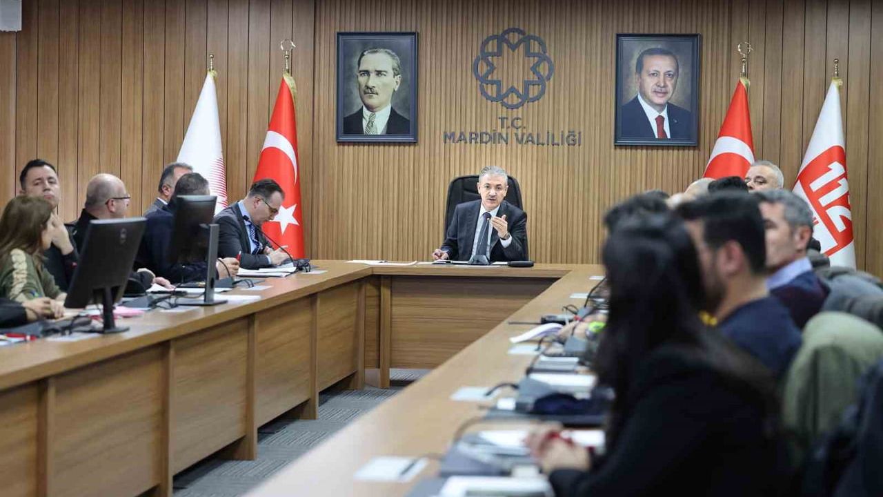 Mardin'de Kar Seferberliği: Vali Tuncay Akkoyun GAMER'de Koordinasyonu Üstlendi