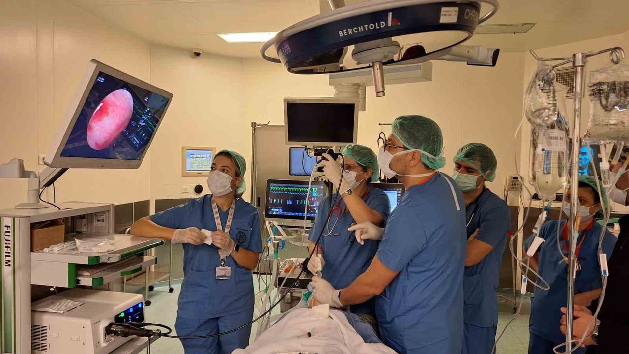 Matlı ailesinin bağışıyla BUÜ Flexibl Bronkoskopi Ünitesi tam kapasite hizmete başladı