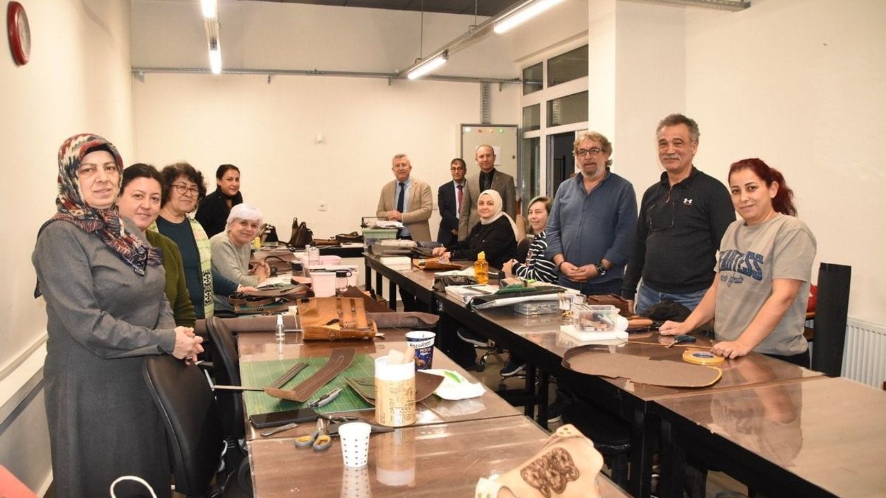 MEB Yetkilileri Eskişehir’de Hayat Boyu Öğrenme Çalışmalarını Yerinde İnceledi