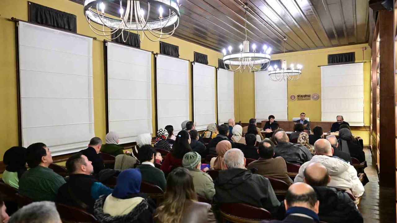 Mehmet Akif Ersoy Yıldırım'da anıldı — 89. vefat yıldönümünde panel