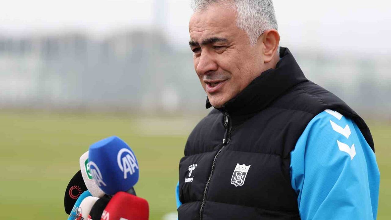 Mehmet Altıparmak: "Devre arasında takviye yapmamız lazım"