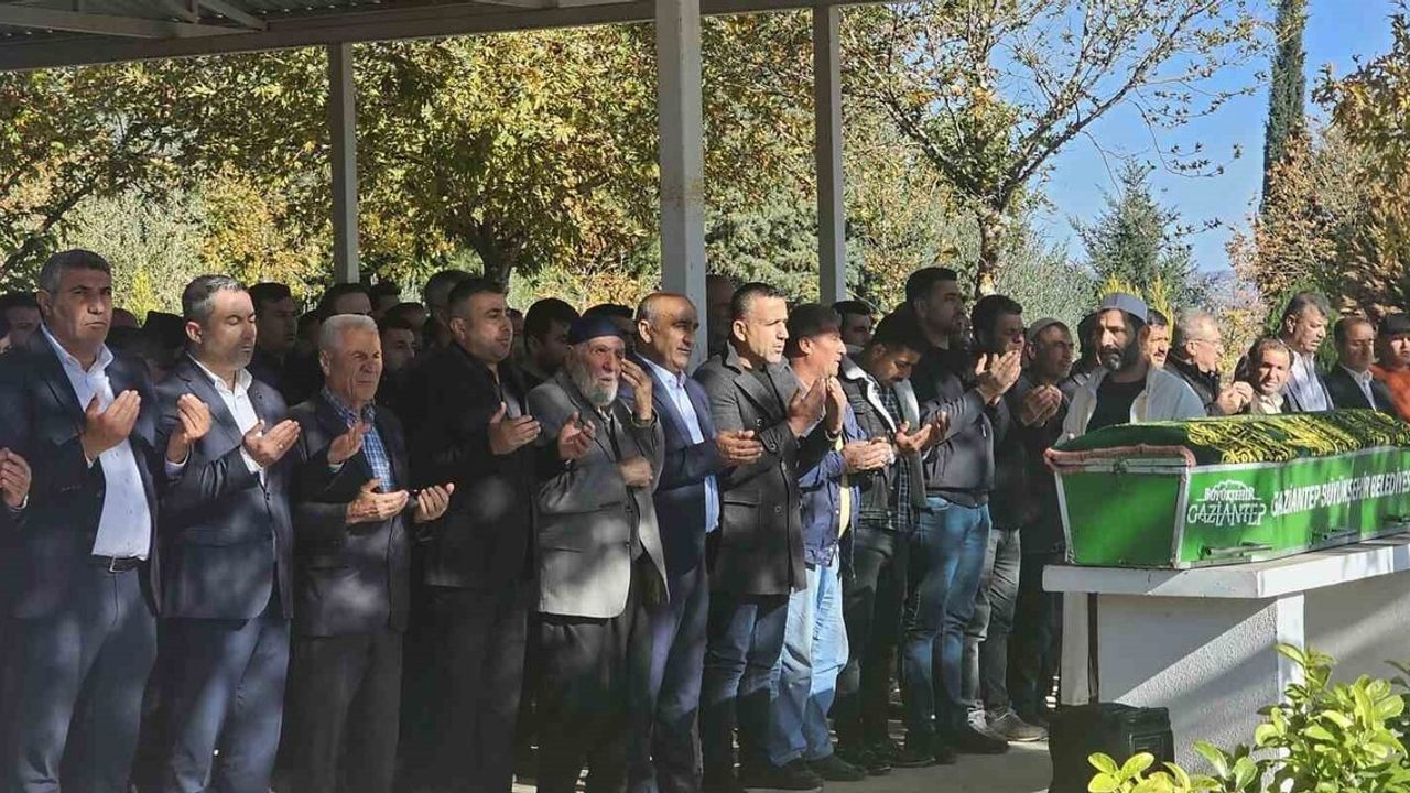 Mehmet Çetinpolat Araban'daki Trafik Kazasında Son Yolculuğuna Uğurlandı