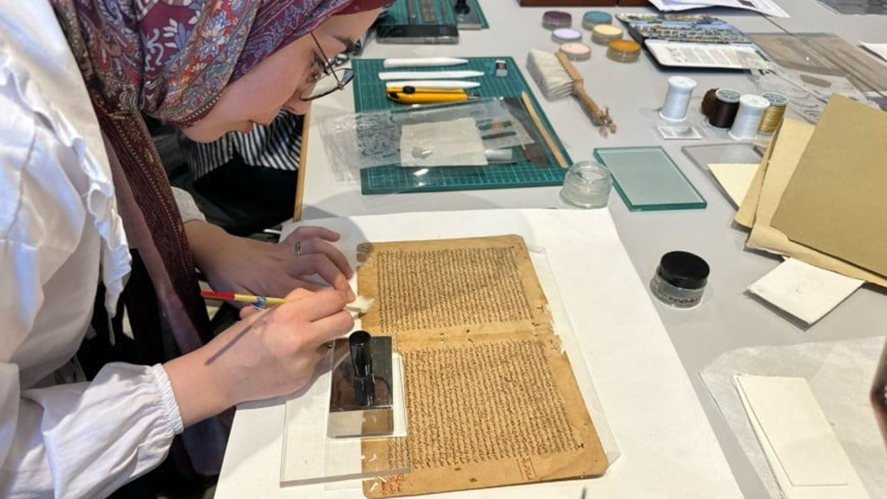 Mehmet Nuri Ersoy: TÜYEK 2025'te Yazma Eser Alanında Küresel Liderliğini Güçlendirdi