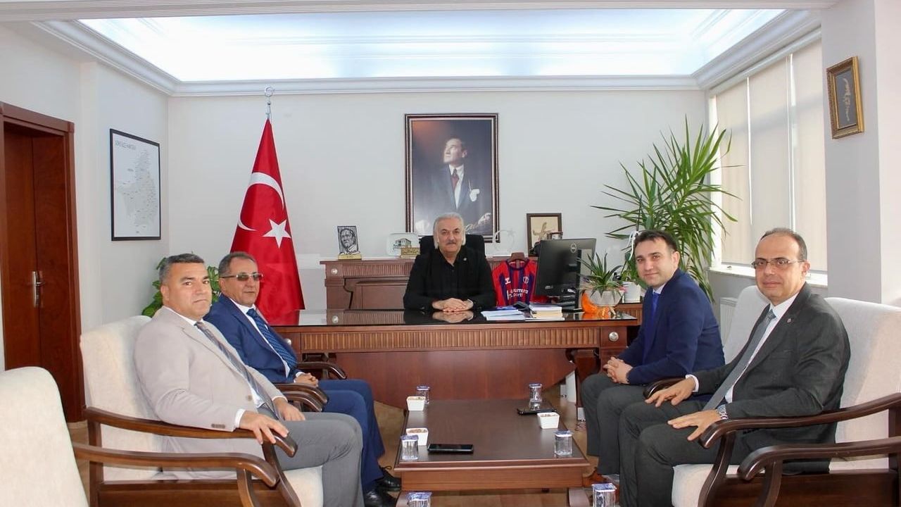 Mehmet Yiğit, Söke Kaymakamı Ali Akça ile ilçedeki eğitim çalışmalarını değerlendirdi