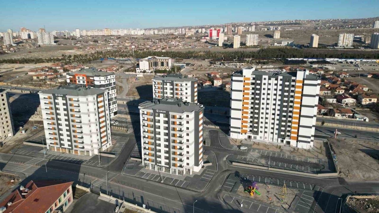 Melikgazi, 8 Bölgede Yürütülen Kentsel Dönüşüm Projeleriyle Büyüyor