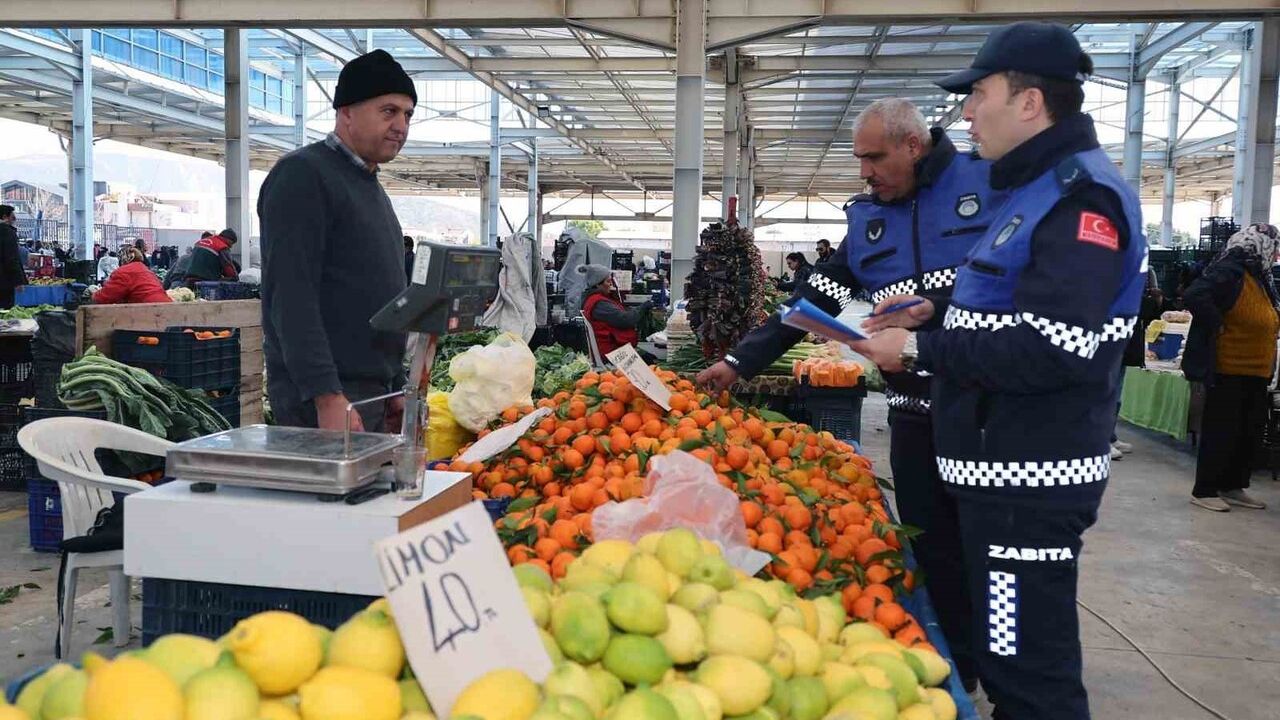 Menteşe'de Zabıta Denetimleri: Fırınlardan Pazara Etiket ve Hijyen Kontrolleri