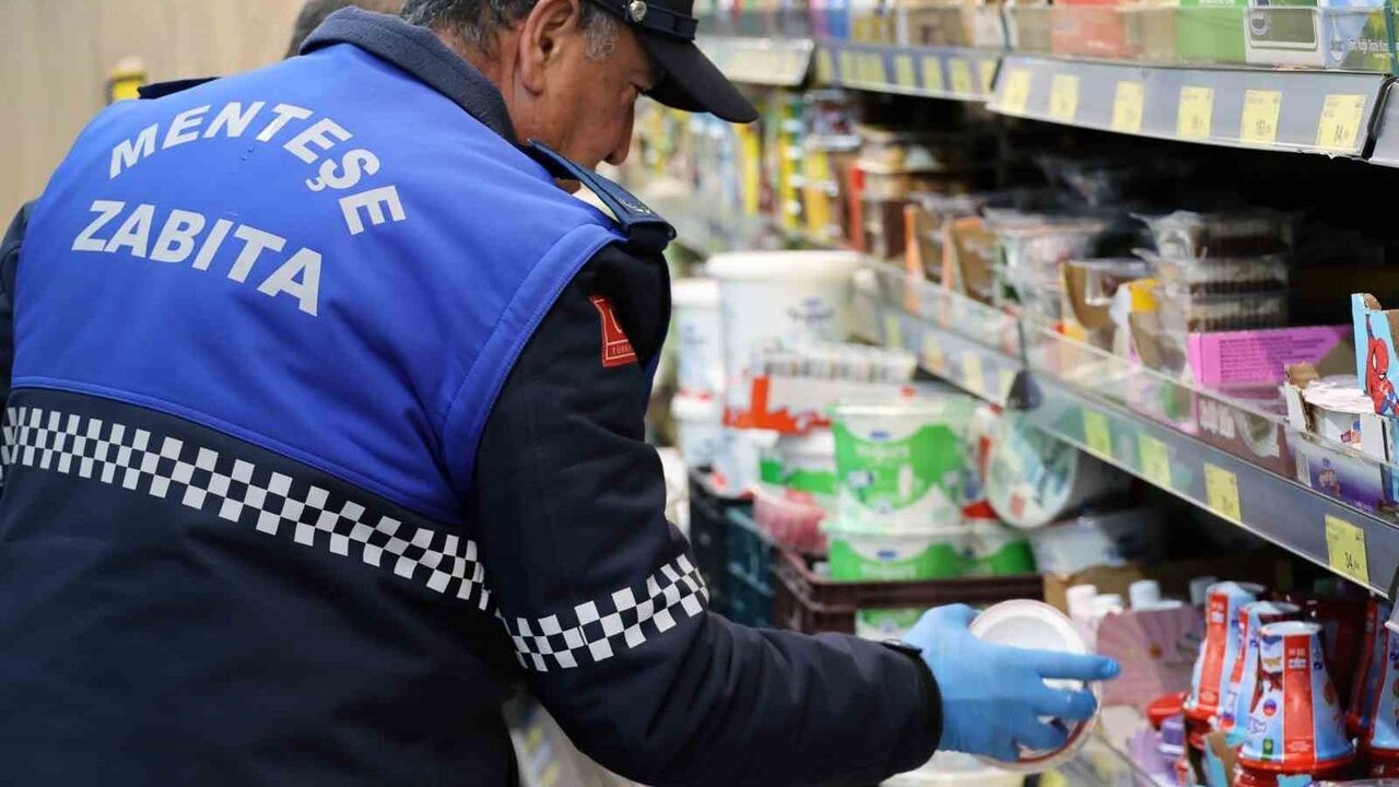 Menteşe'de Zincir Market ve Kasaplarda Kapsamlı Gıda Güvenliği Denetimi