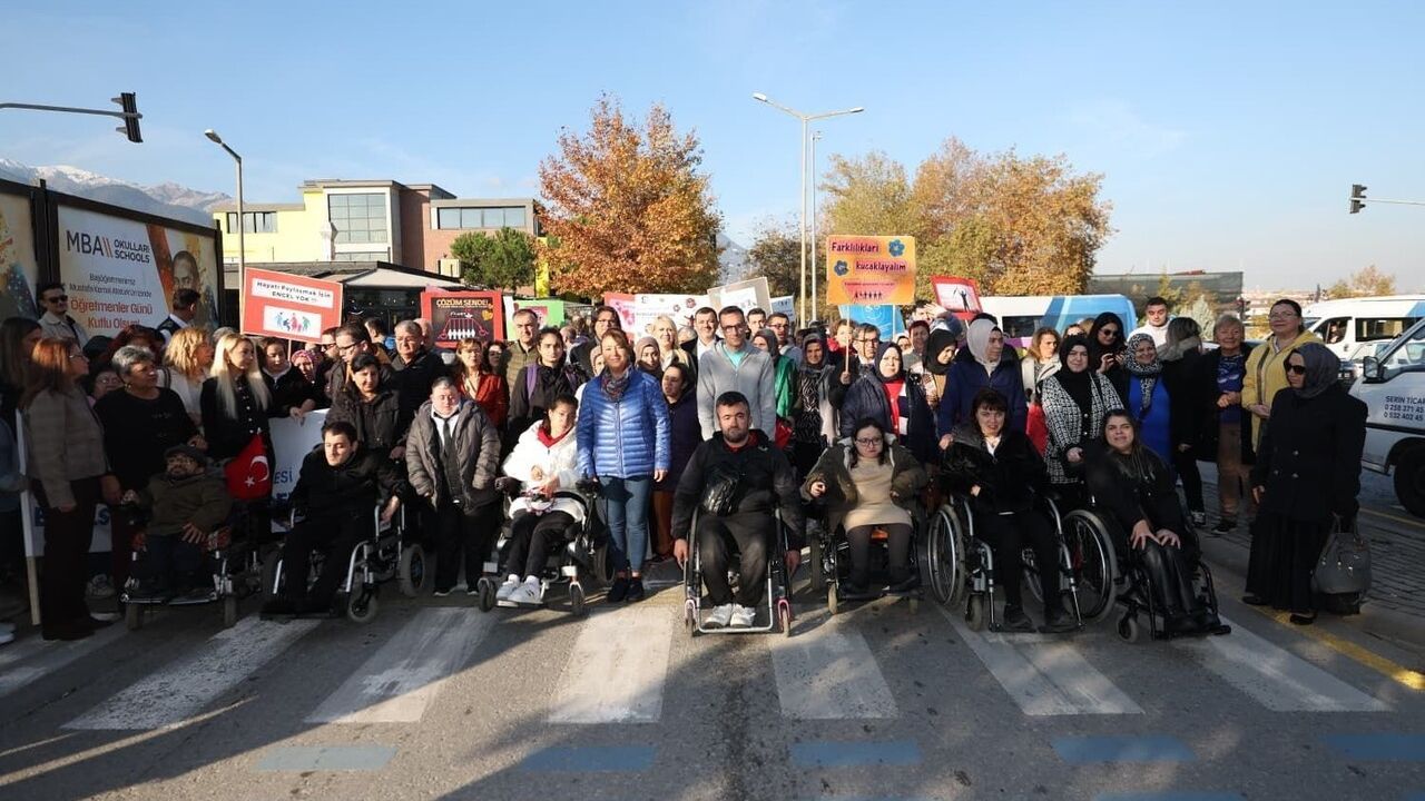 Merkezefendi'de 5. Engelsiz Fest tamamlandı: Engelsiz Yaşam Akademisi 200 kursiyere ulaştı