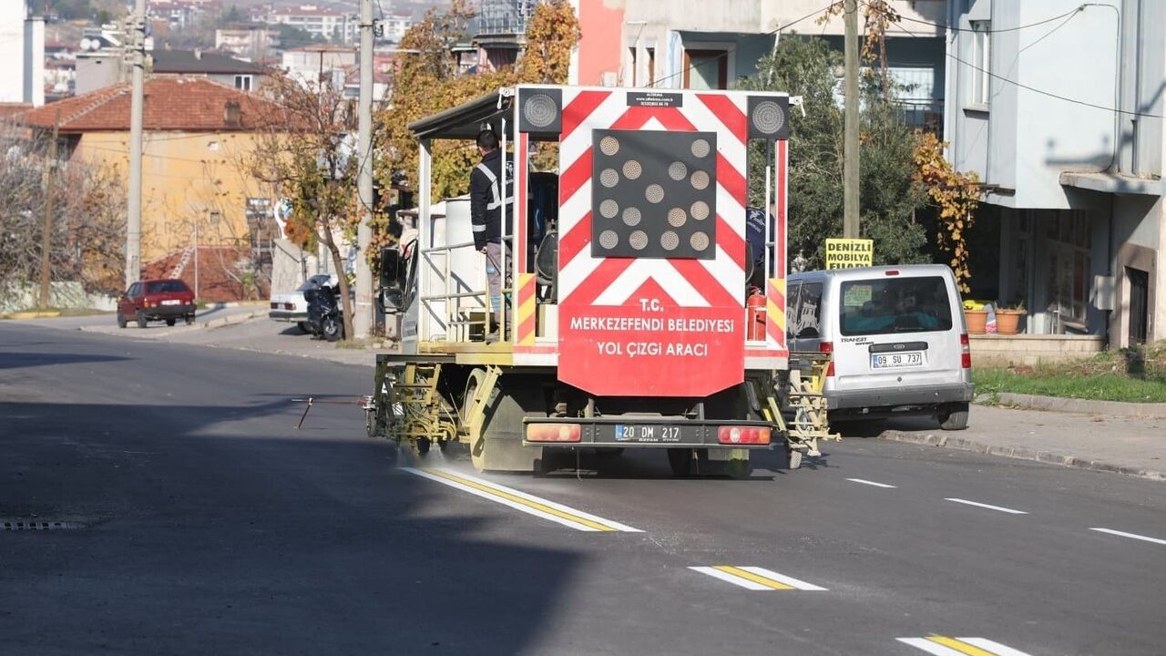 Merkezefendi'de kritik bağlantı noktaları ve yollar yenilendi