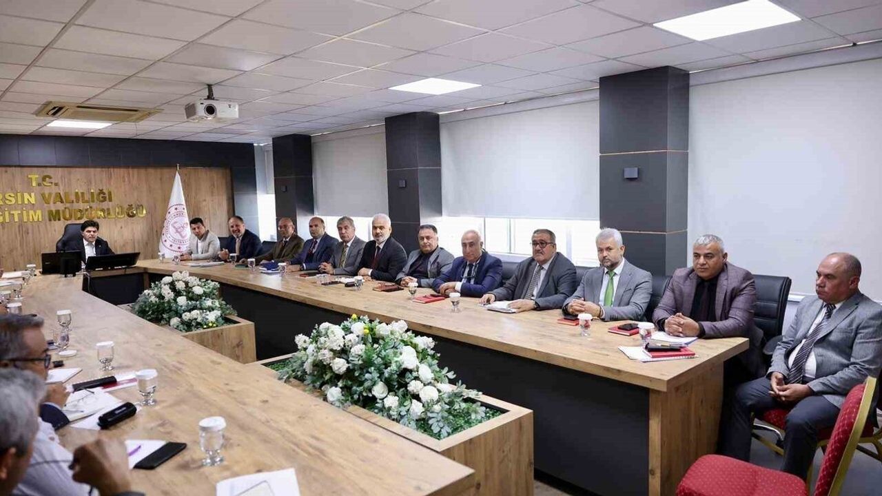 Mersin'de Eğitim Gündemi: 'Türkiye Yüzyılı Maarif Modeli' ve 2025-2026 Hazırlıkları Masaya Yatırıldı