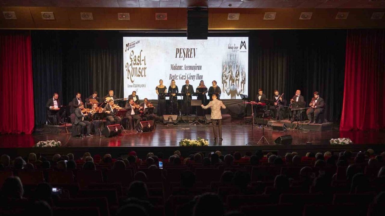 Mersin'de 'Fasl-ı Konser': Acemaşiran Makamında Türk Sanat Müziği