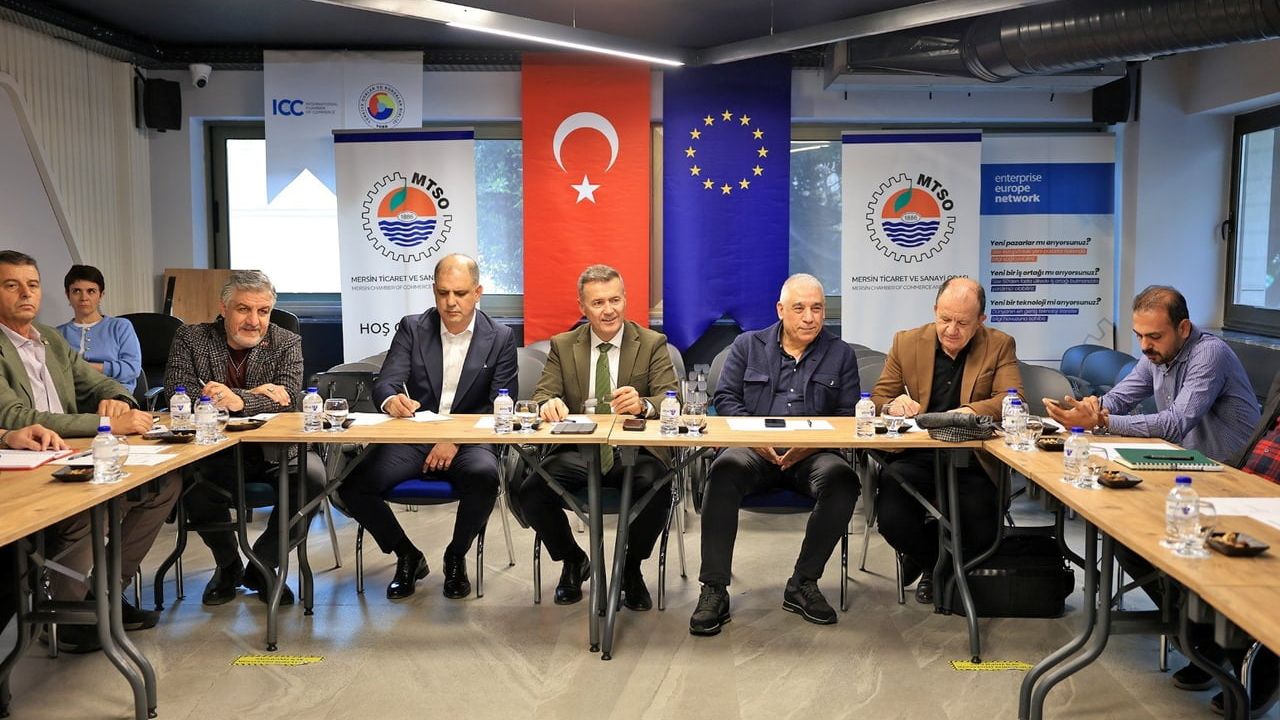 Mersin'de lojistik merkez kurulması için adım atıldı