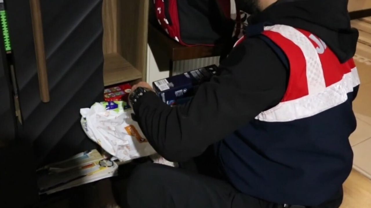 Mersin'de Sahte TOKİ ve İkinci El İlanı Dolandırıcılığı: 5 Şüpheli Tutuklandı