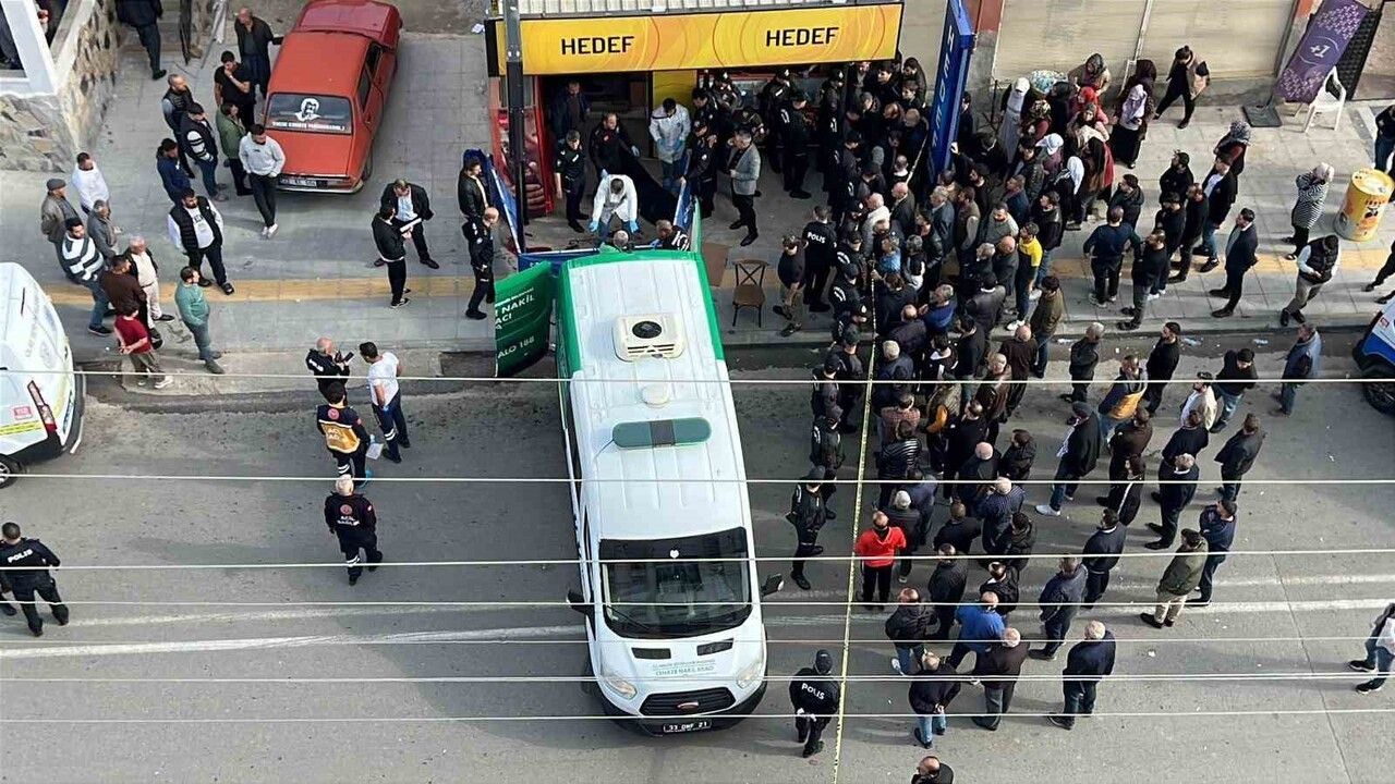 Mersin'de üç kişiyi öldüren şüpheli bacağından vurularak yakalandı