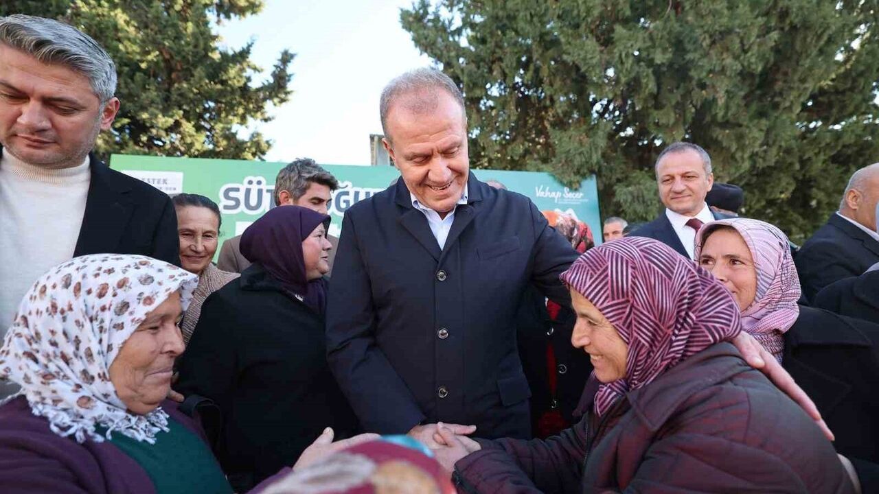 Mersin'de üreticilere süt soğutma tankı desteği: 100 üreticiye dağıtım, Gülnar'da 21 mobil güneş paneli
