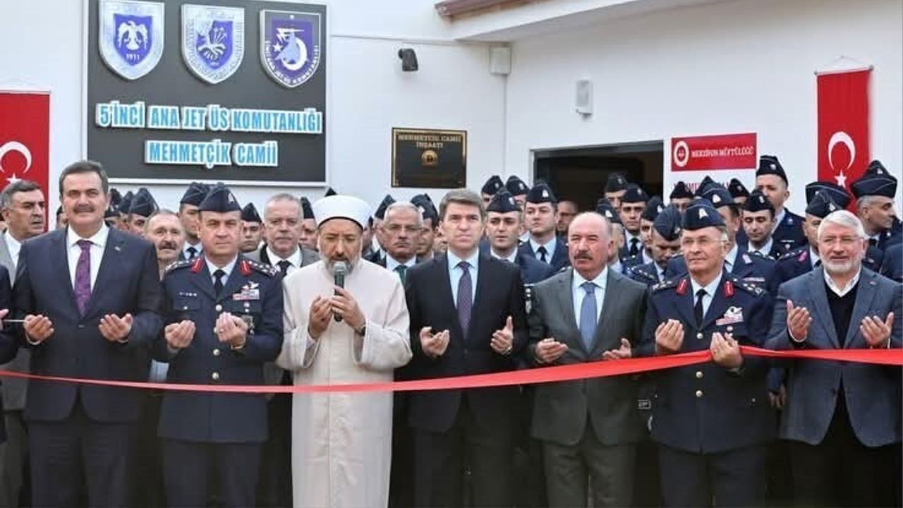 Merzifon 5’inci Ana Jet Üssü'nde Mehmetçik Camii açıldı