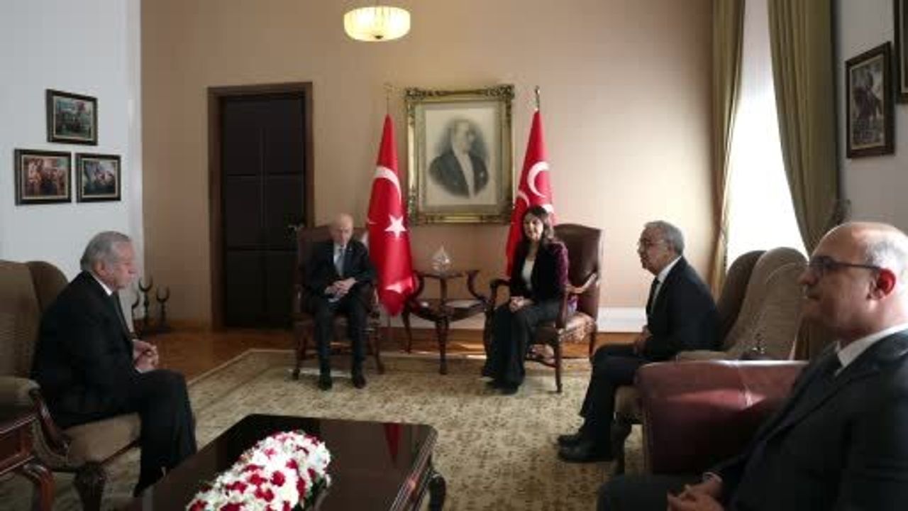MHP Genel Başkanı Devlet Bahçeli, DEM Parti heyetini kabul etti
