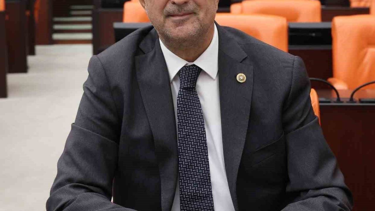 MHP'li Kamil Aydın: 2027 TEKNOFEST'in Erzurum'da düzenlenmesini talep etti