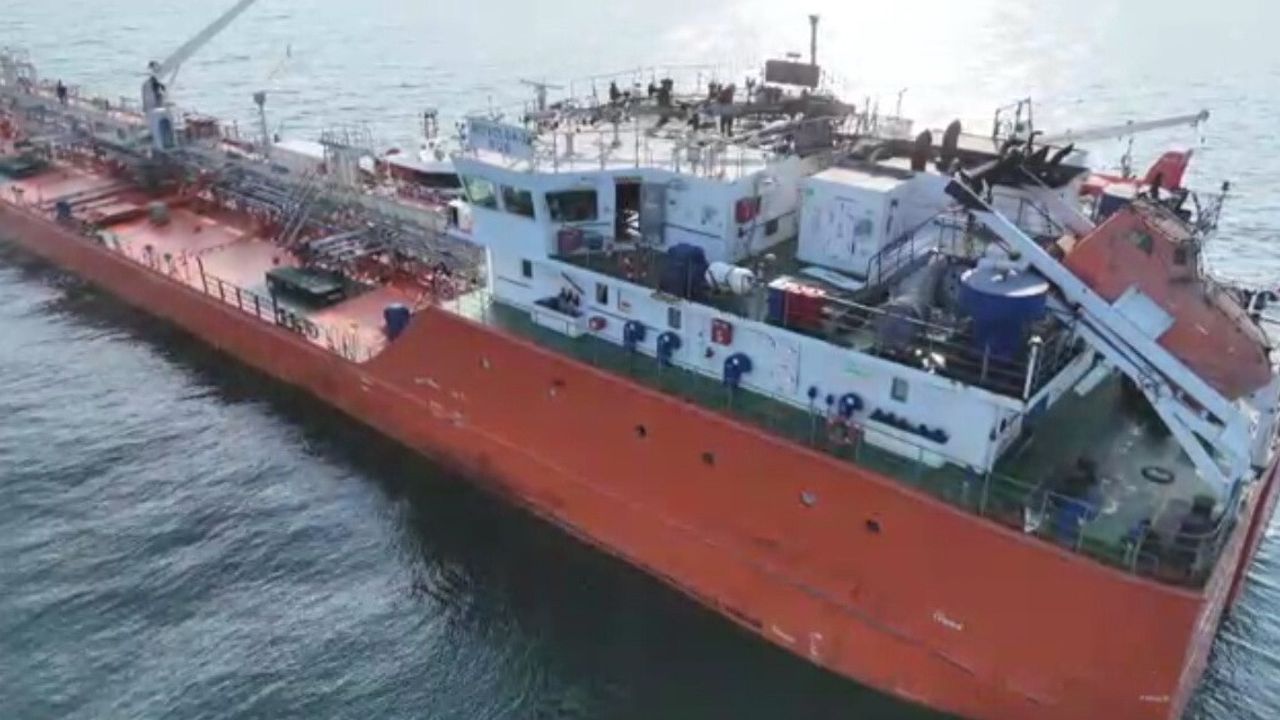 MIDVOLGA-2'nin Sinop'taki tamir ve teknik kontrolleri sürüyor