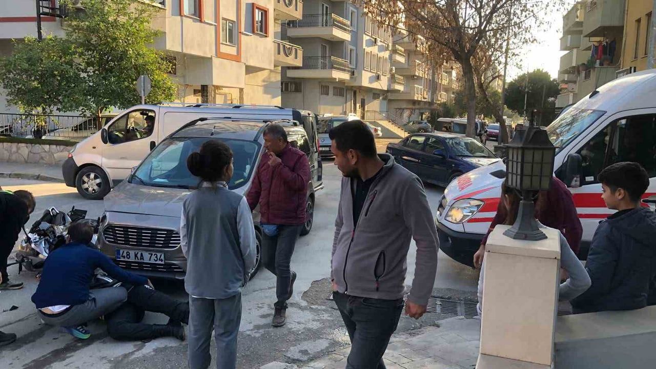 Milas'ta ticari araçla çarpışan motosiklet sürücüsü yaralandı