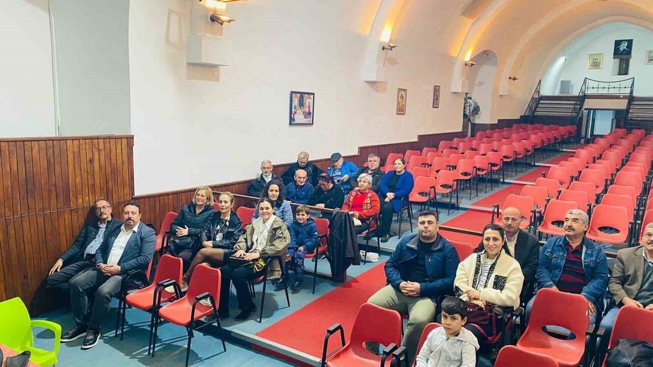 Milas Yörük-Türkmen Kültür Derneği'nde Saz-Koro ve Halk Oyunları yeni sezonu başladı