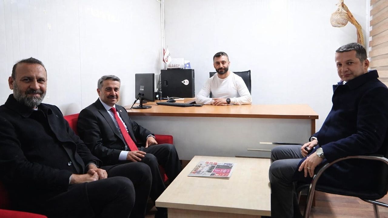 Milletvekili Mustafa Alkayış, İHA Adıyaman Bürosunu Ziyaret Etti