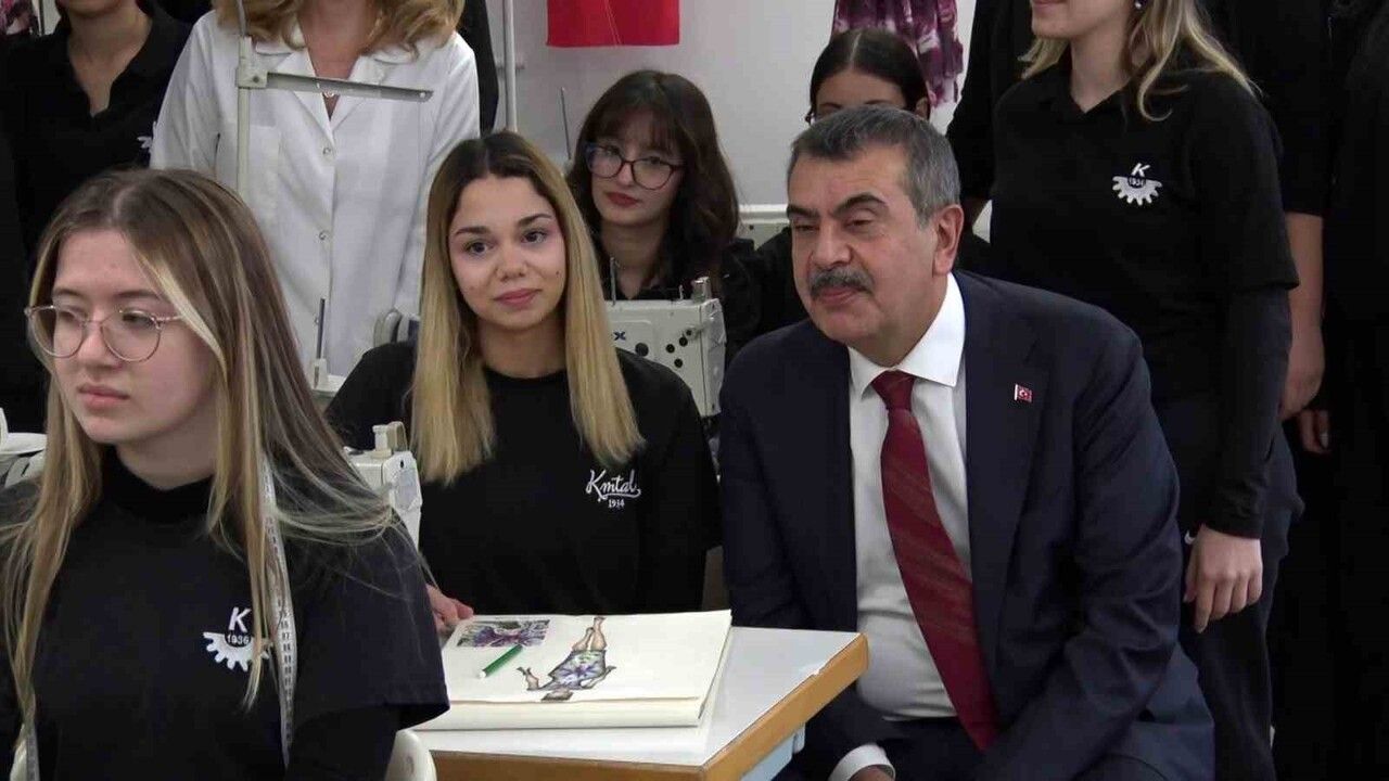 Milli Eğitim Bakanı Yusuf Tekin: Karar Alma Süreçlerini Sağlıklı, Demokratik ve Özgürlükçü Bir Perspektifle Yürütüyoruz