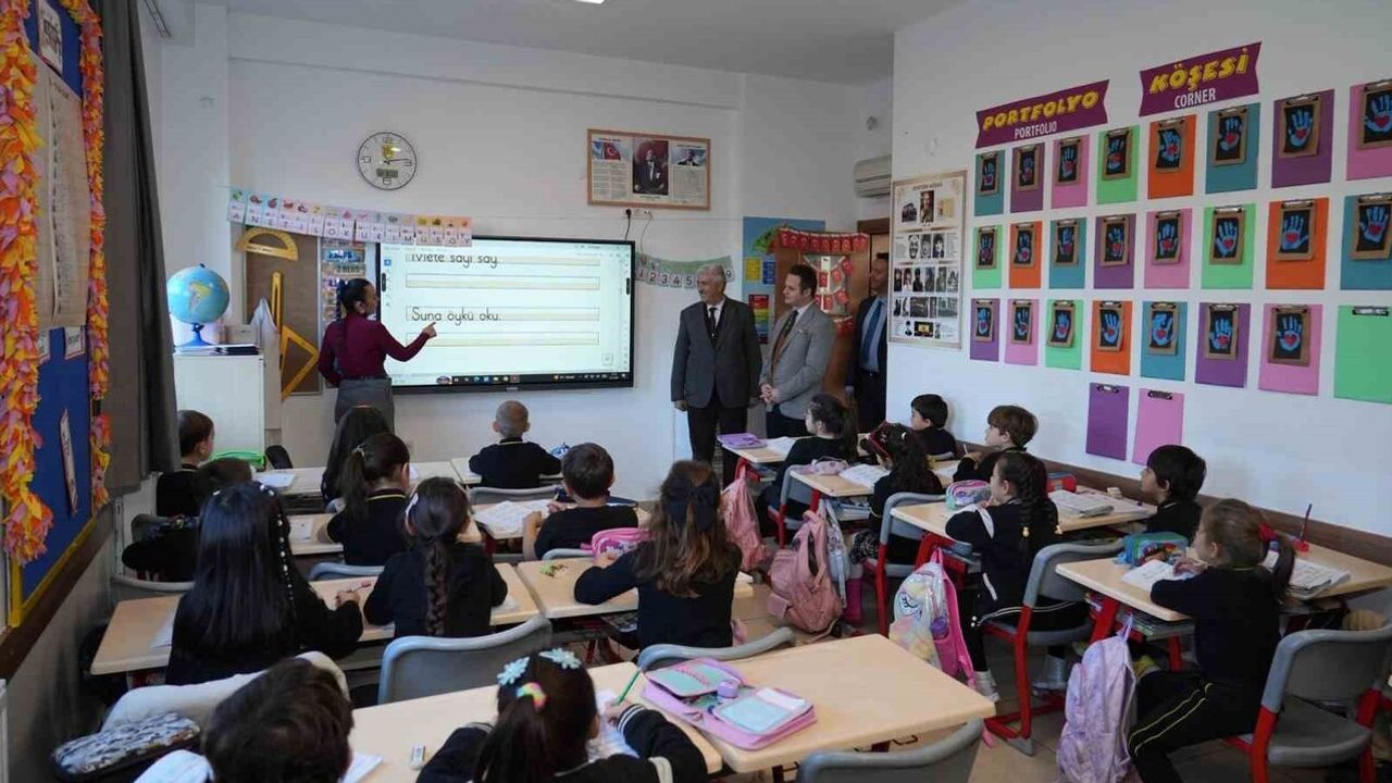 Milli Eğitim Müdürü Emre Çay, Muğla Teknoloji Kolejinde Eğitim ve Yenilikçilik İncelemesi Yaptı