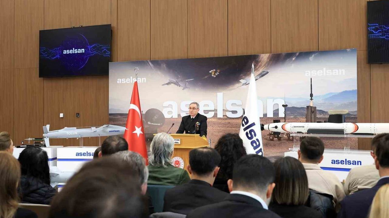 MSB: Suriye’de mücadele istikrarlı bir Suriye isteyenlerle istikrarsızlıktan yana olanlar arasındadır